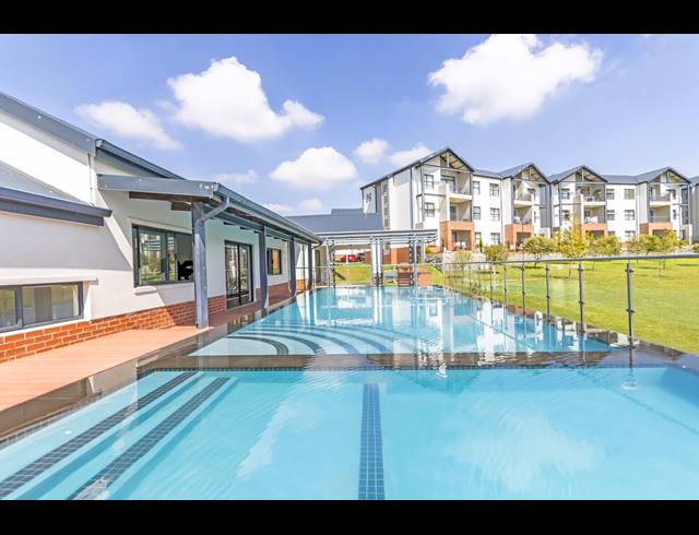2 BEDROOM APARTMENT FOR SALE IN RANDPARK RIDGE